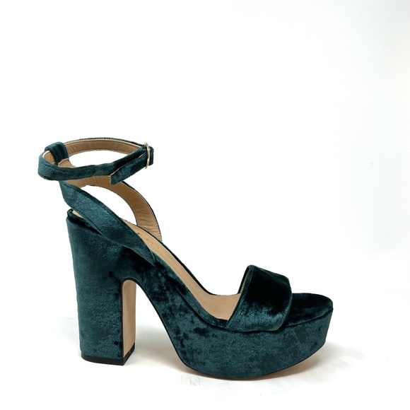 Like new M gemi platform heels size 38 green velvet - Picture 1 of 2